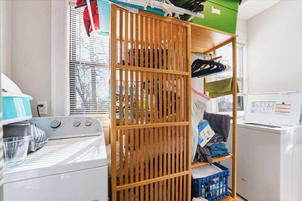 239 Harrison Ave #2 - Photo 4 of 20