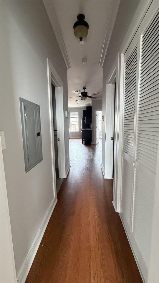 807 Garden St #7 - Photo 3 of 11