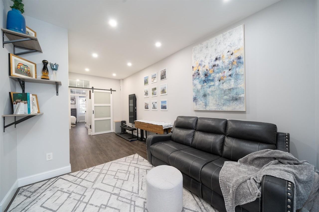 813 Willow Ave #2N - Photo 5 of 15