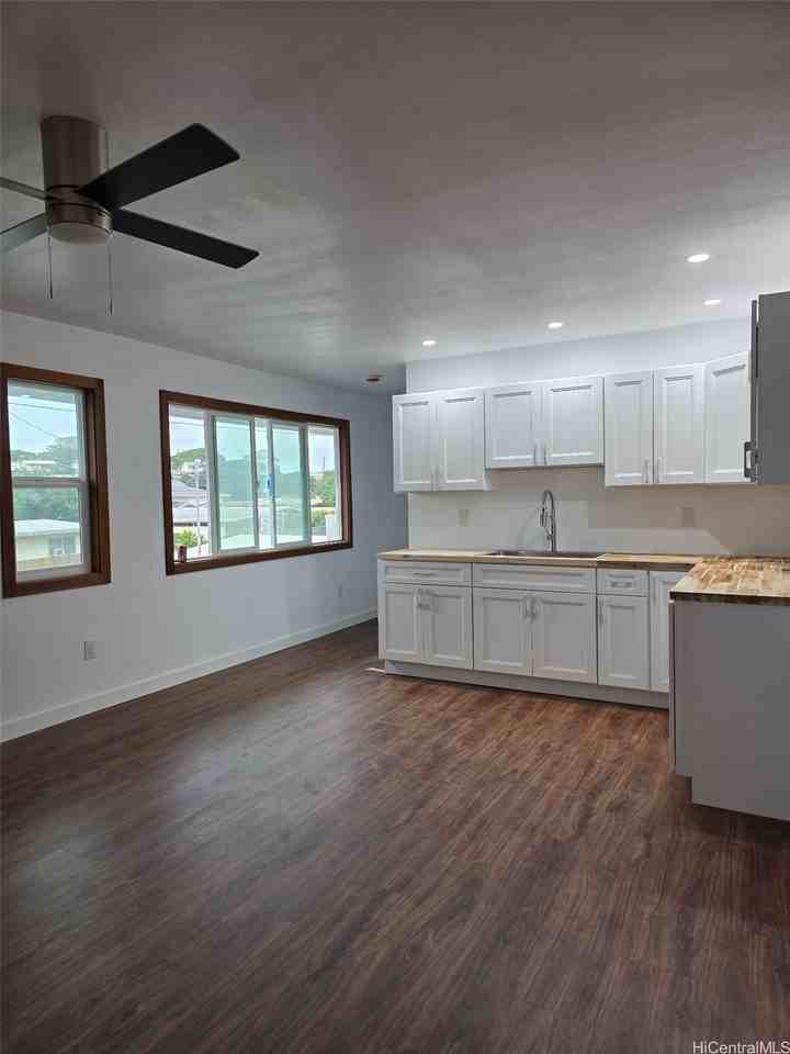 94-450 Awamoi St - Photo 3 of 15