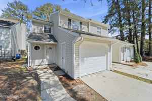 featured image of 208 Bracken Pl