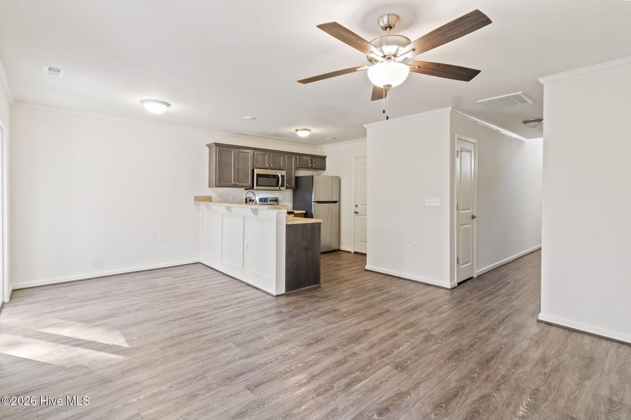 322 Glenellen Loop Rd - Photo 5 of 23