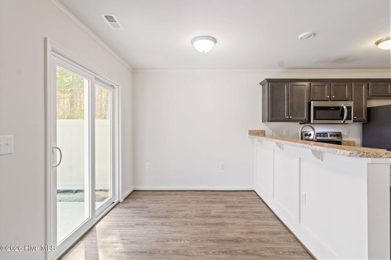 322 Glenellen Loop Rd - Photo 7 of 23