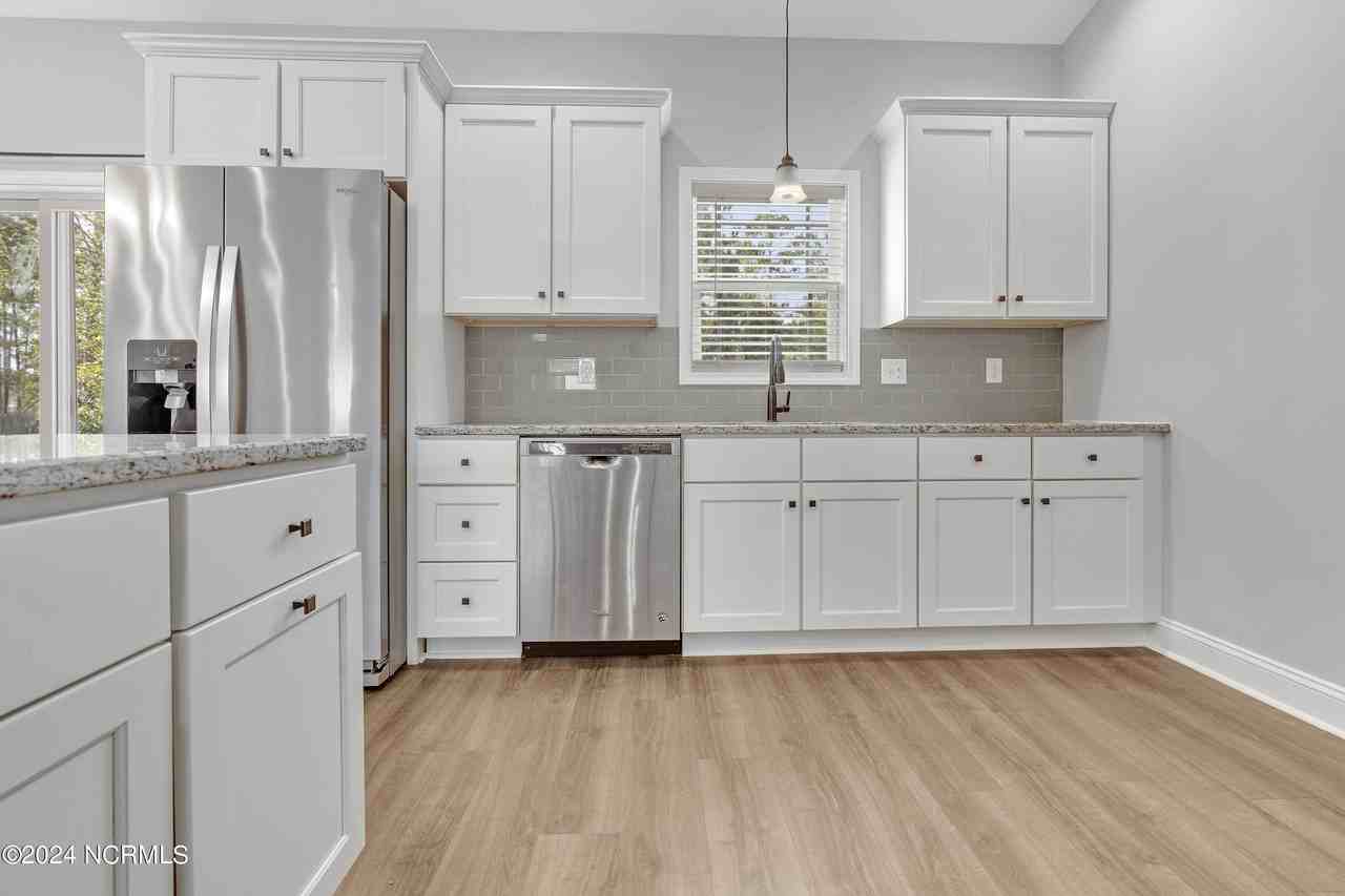 272 Marsh Haven Dr - Photo 2 of 14