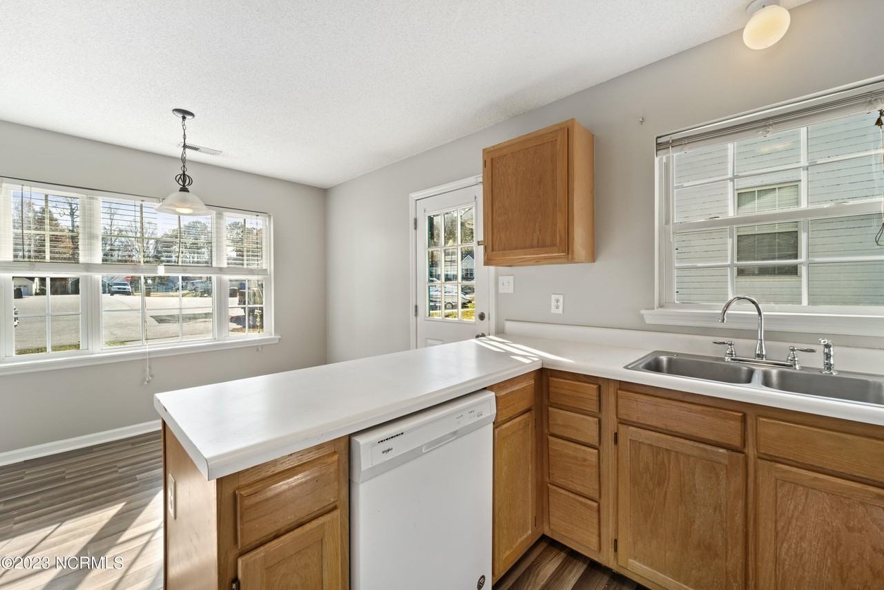 410 Somerset Cv - Photo 7 of 18