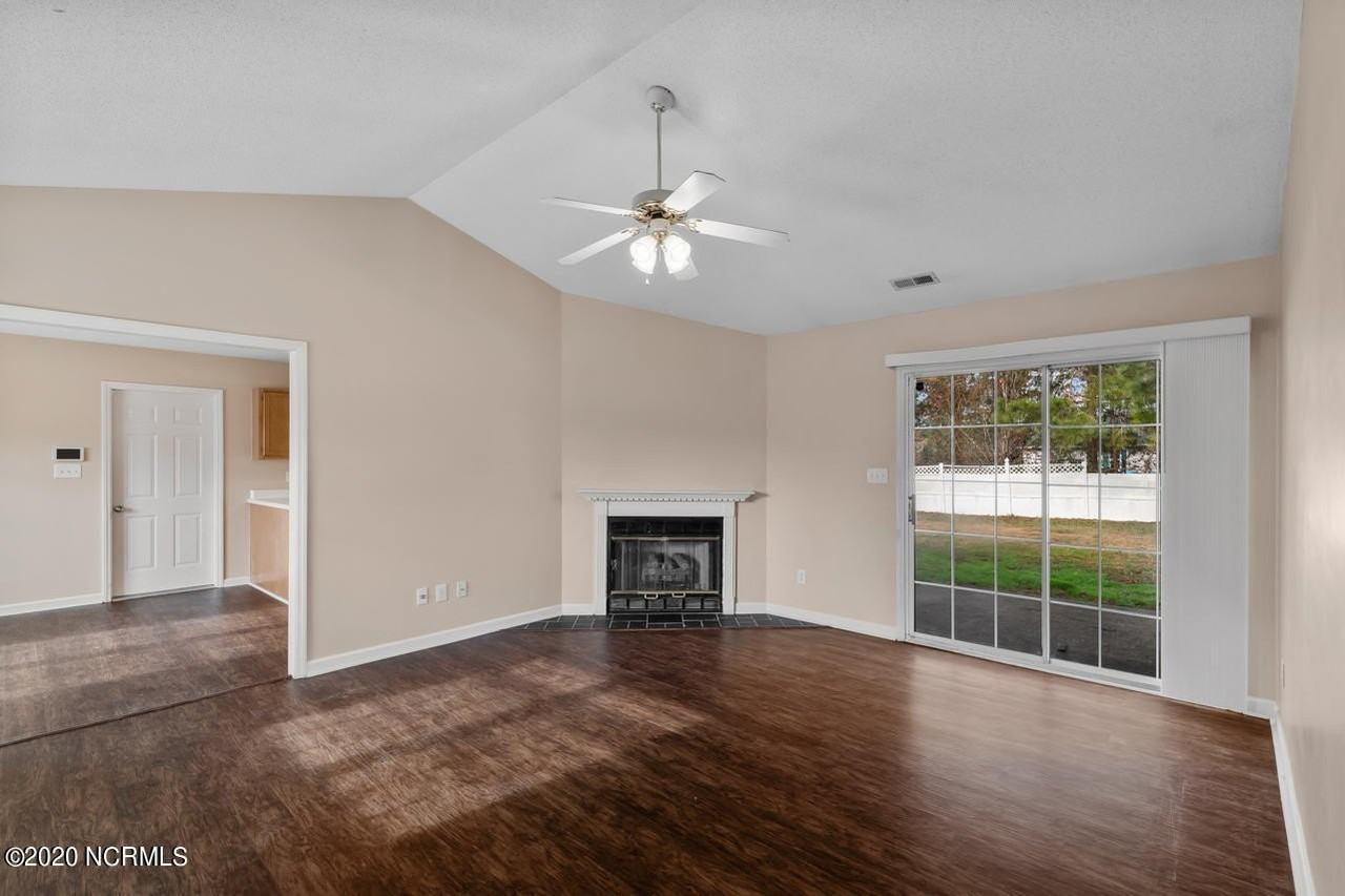 274 Parnell Rd - Photo 4 of 16