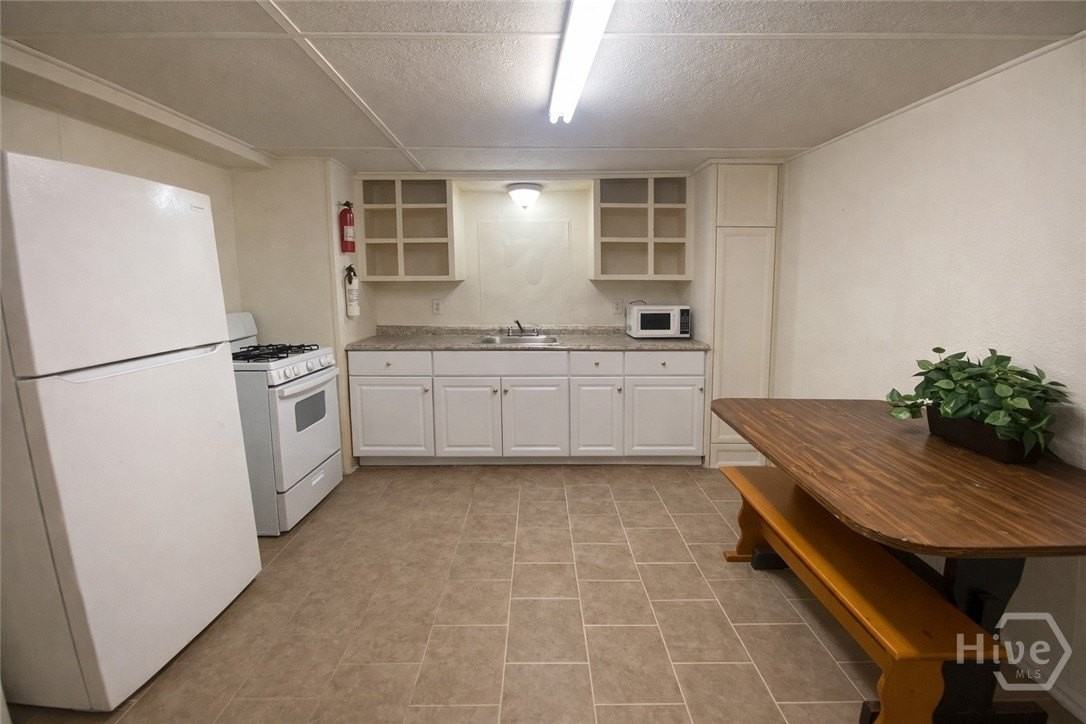 5013B Ogeechee Rd Unit 10 - Photo 4 of 10