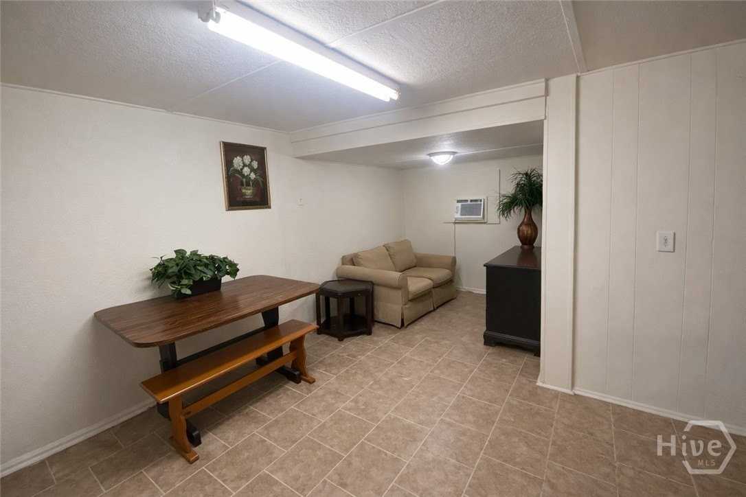 5013B Ogeechee Rd Unit 10 - Photo 7 of 10