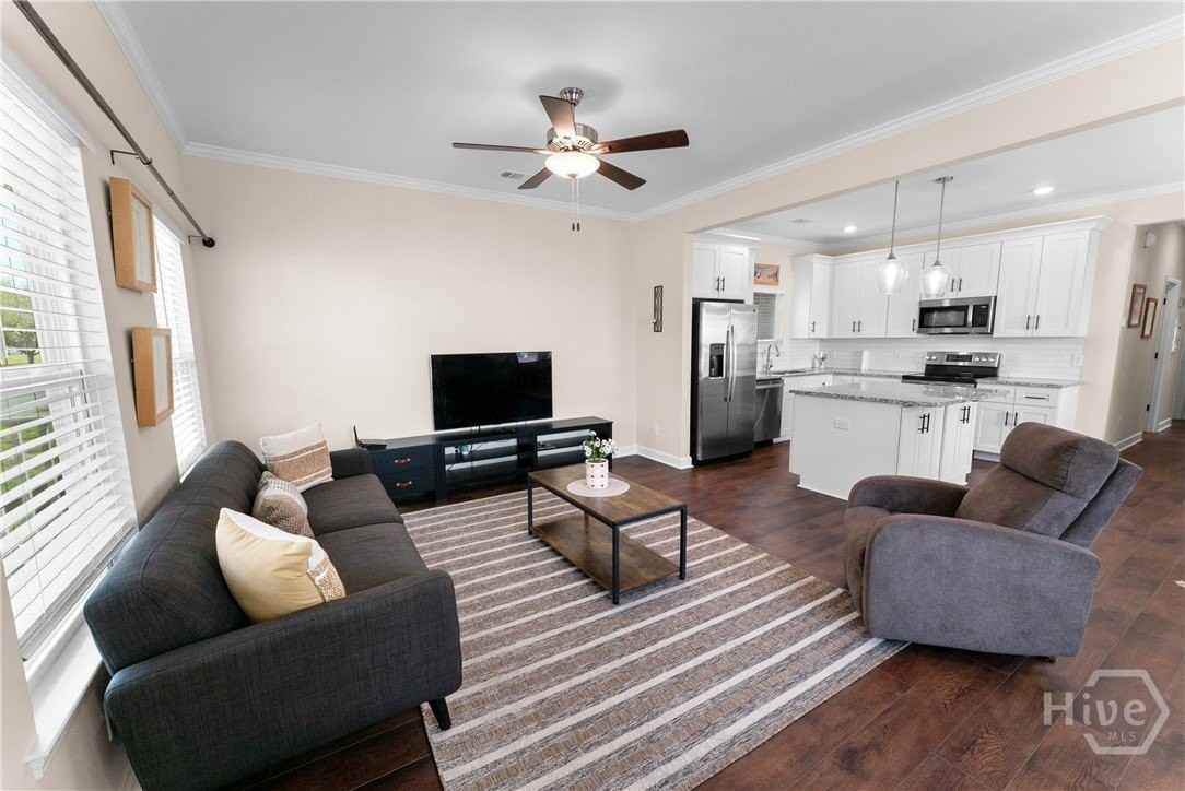 1403 E Anderson St - Photo 5 of 28