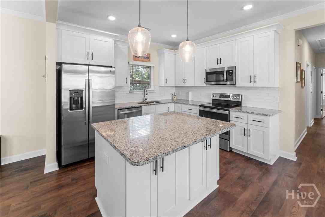 1403 E Anderson St - Photo 7 of 28