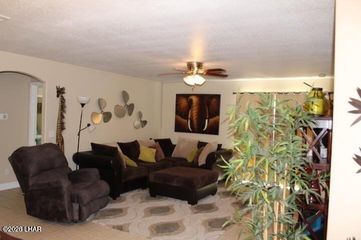 2910 Simitan Dr - Photo 2 of 17