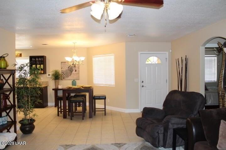 2910 Simitan Dr - Photo 4 of 17