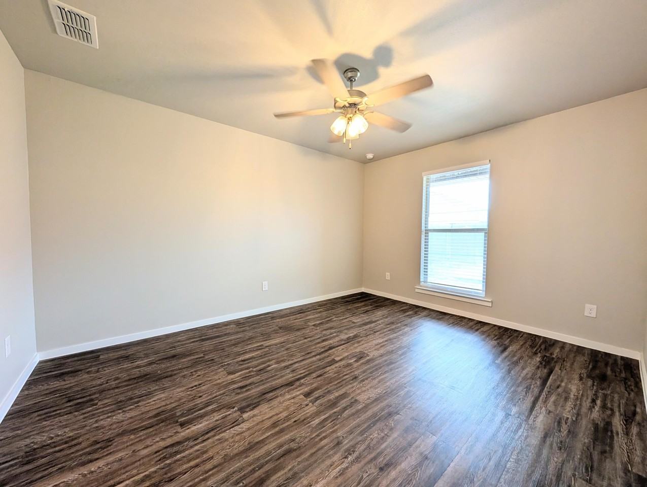 2123 N Jayton Ave Unit A - Photo 6 of 11