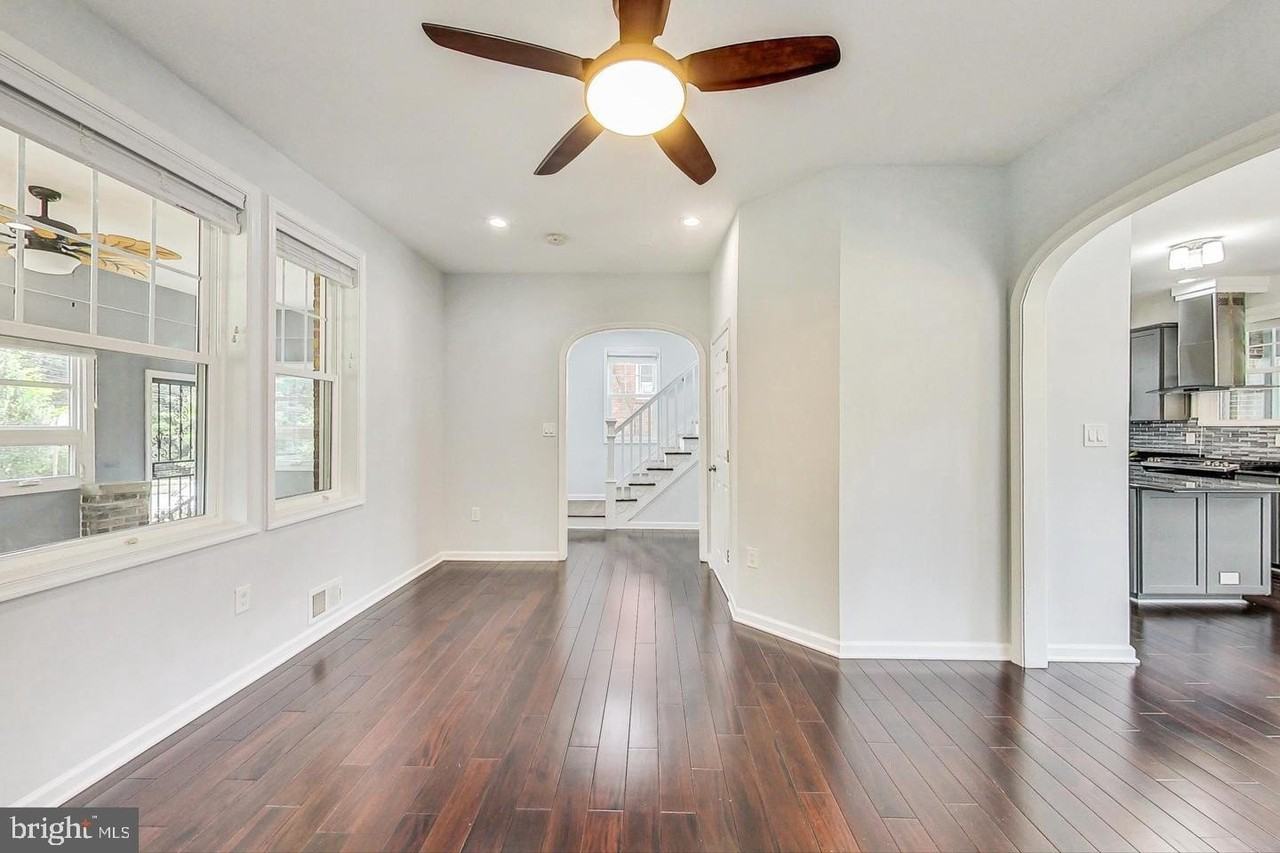 3418 Pennsylvania Ave Se - Photo 4 of 9