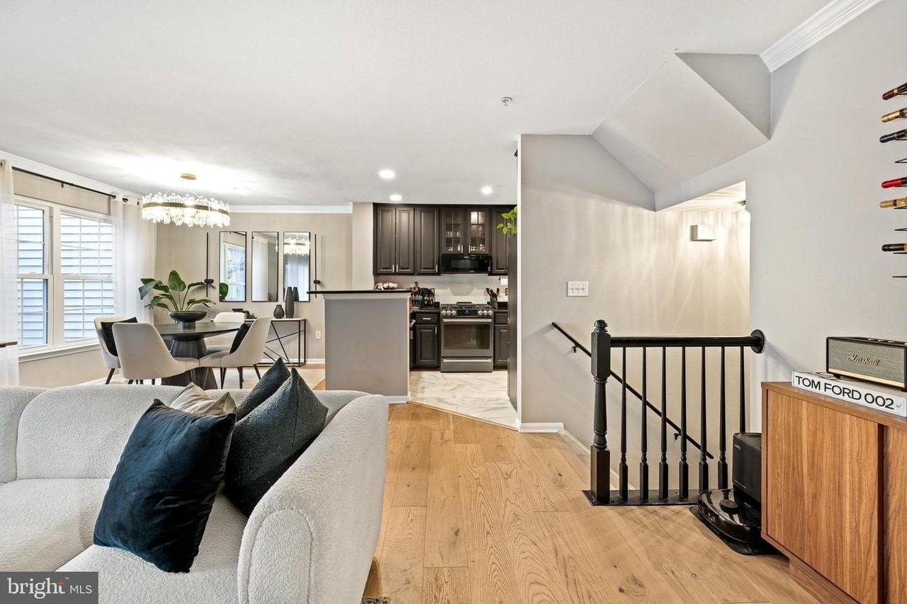 12906 Fair Briar Ln - Photo 3 of 20