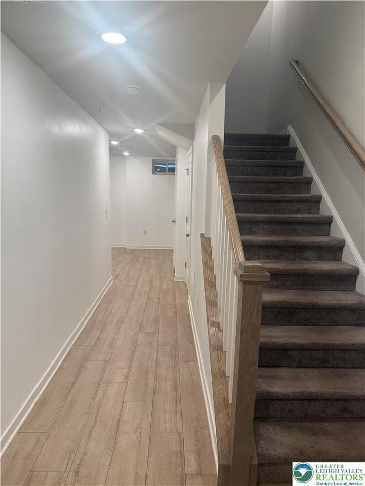 4900 Brookside Ct - Photo 6 of 19