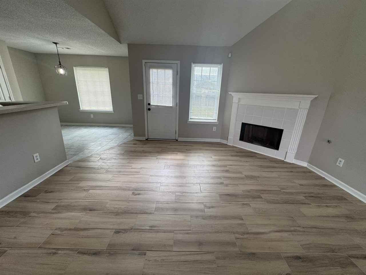 5457 Sundale Way S - Photo 5 of 23