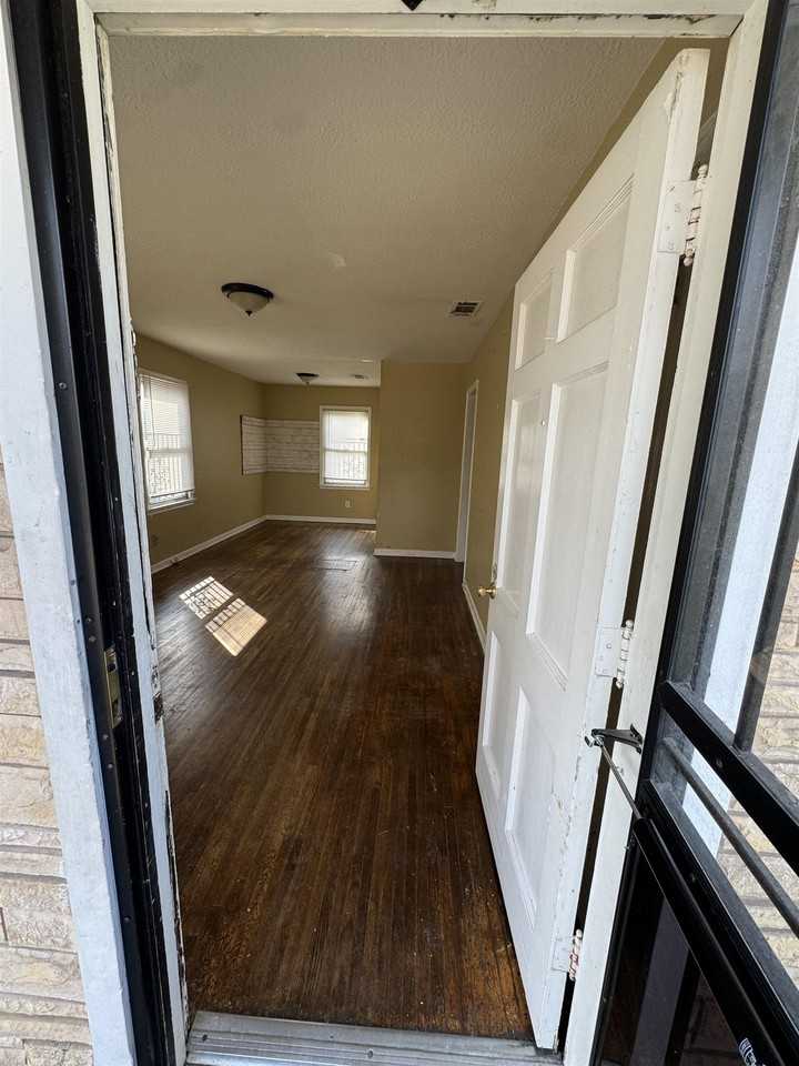 4071 Grey Rd - Photo 2 of 8