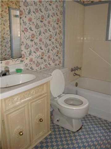 964 Elizabeth Ln - Photo 7 of 10