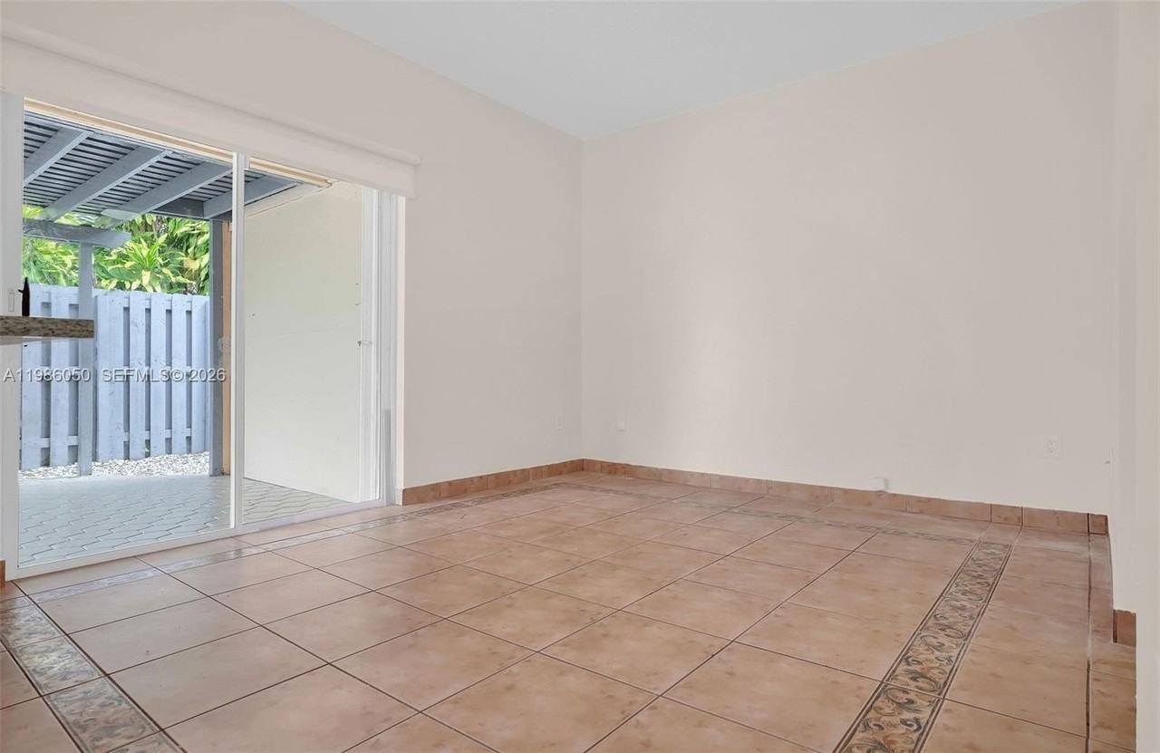 11811 Sw 102nd St #0 - Photo 6 of 36