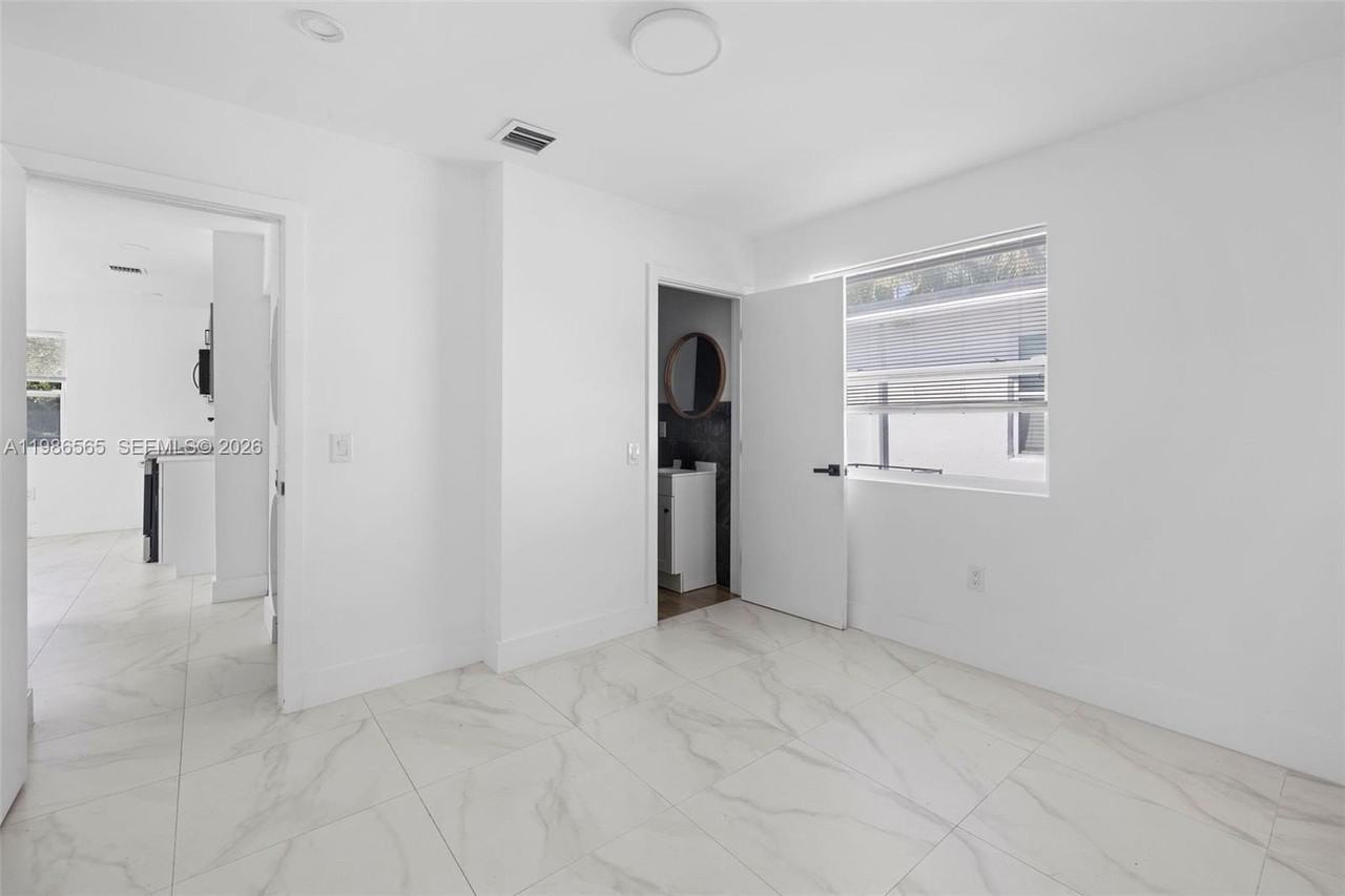 1445 Nw 34th St #1445 - Photo 7 of 15