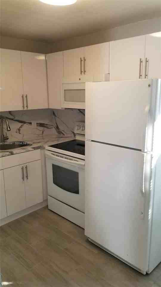 19195 Sw 354th St #0 - Photo 3 of 18