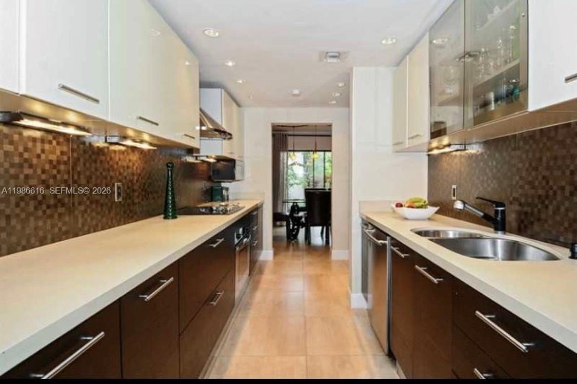 2991 Lakewood Ln #329 - Photo 3 of 16