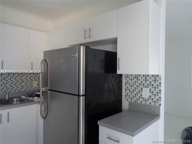 1925 Thomas St #1925 - Photo 3 of 24