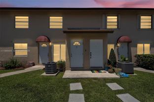 15260 Sw 80th St #10 - Photo 1 of 1