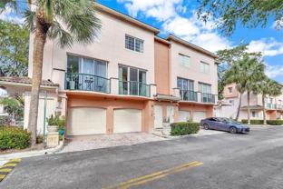 2107 Se 10th Ave #817 - Photo 1 of 1