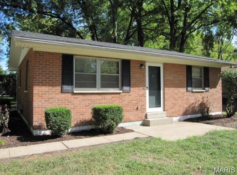 120 Dean Ave - Photo 2 of 20