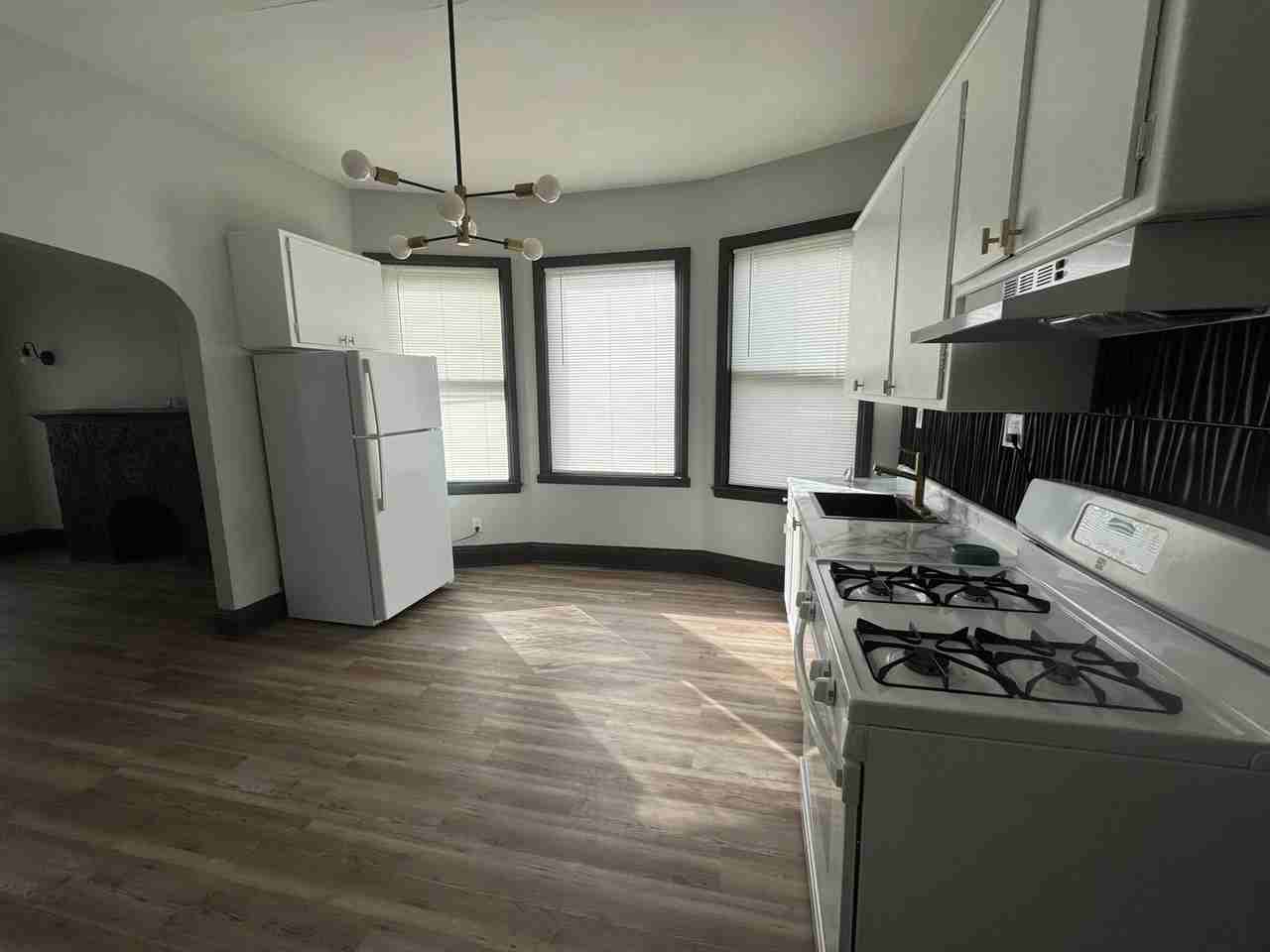 2431 S 34th St #2431 - Photo 2 of 11