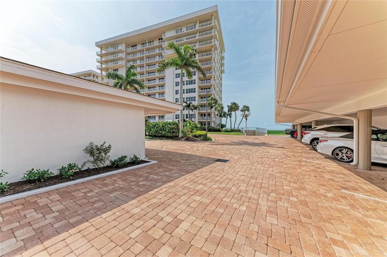 603 Longboat Club Rd #204N - Photo 5 of 50