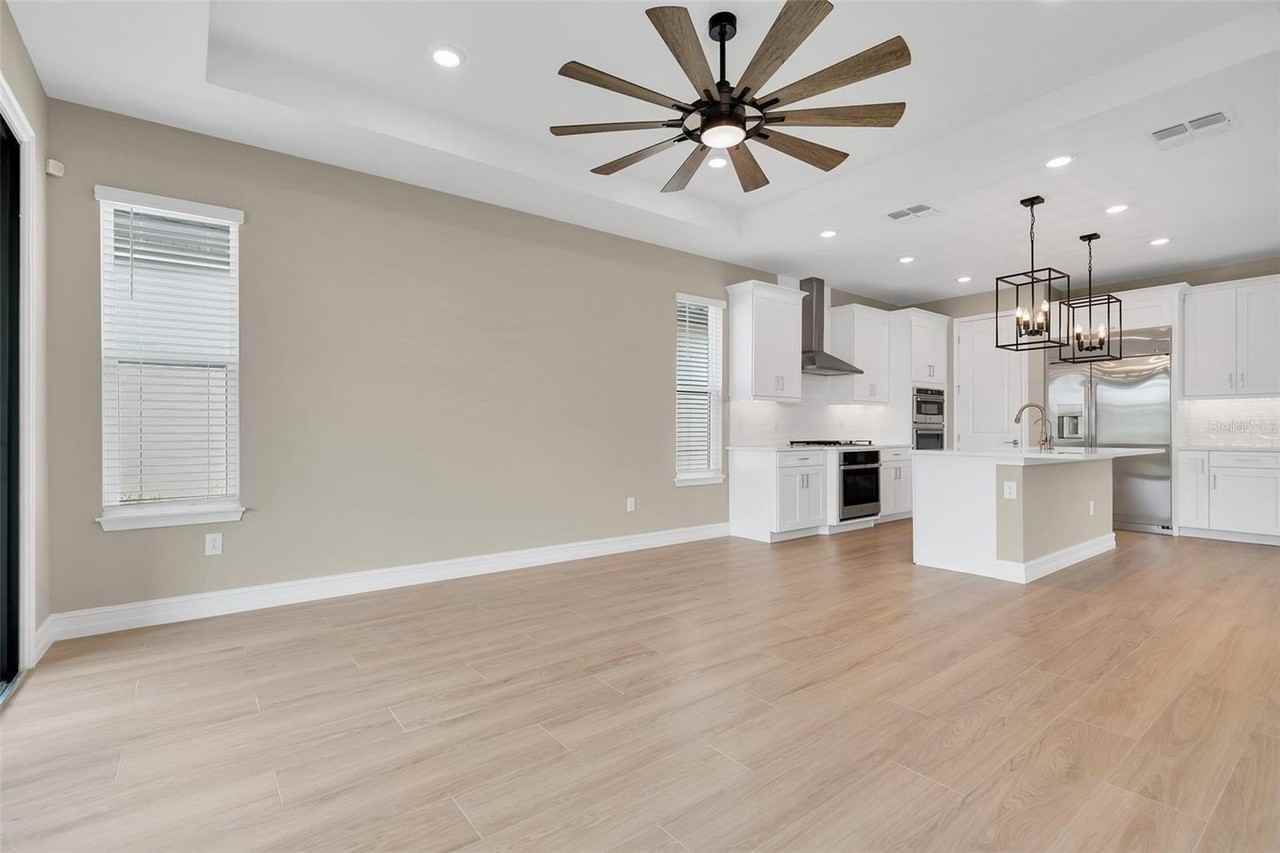 2217 6th St E - Photo 6 of 50