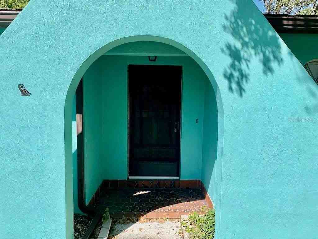 2073 Carnac St - Photo 3 of 31