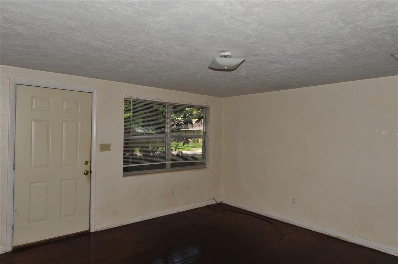 410 Nw 19th Ln #B - Photo 4 of 24