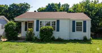 featured image of 3026 Texas St #1