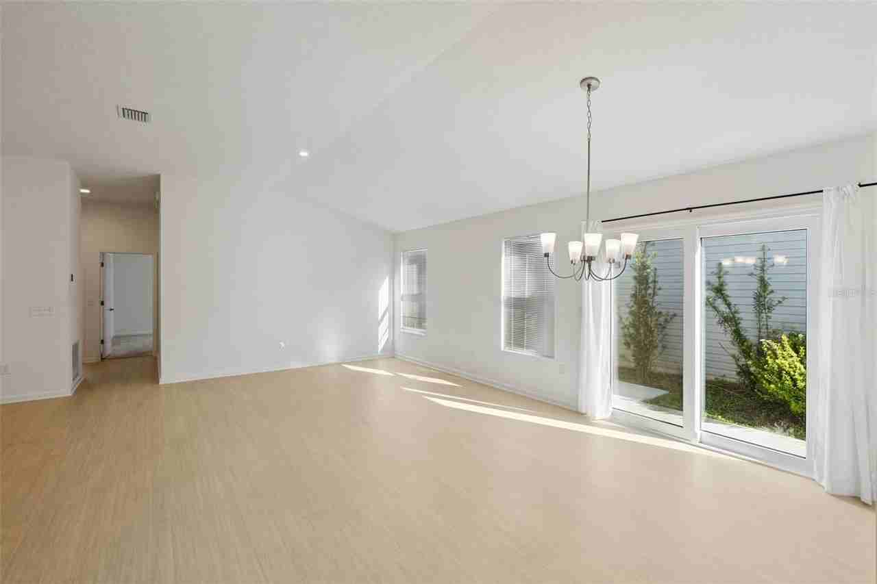 7548 Kuenher Ct - Photo 5 of 17