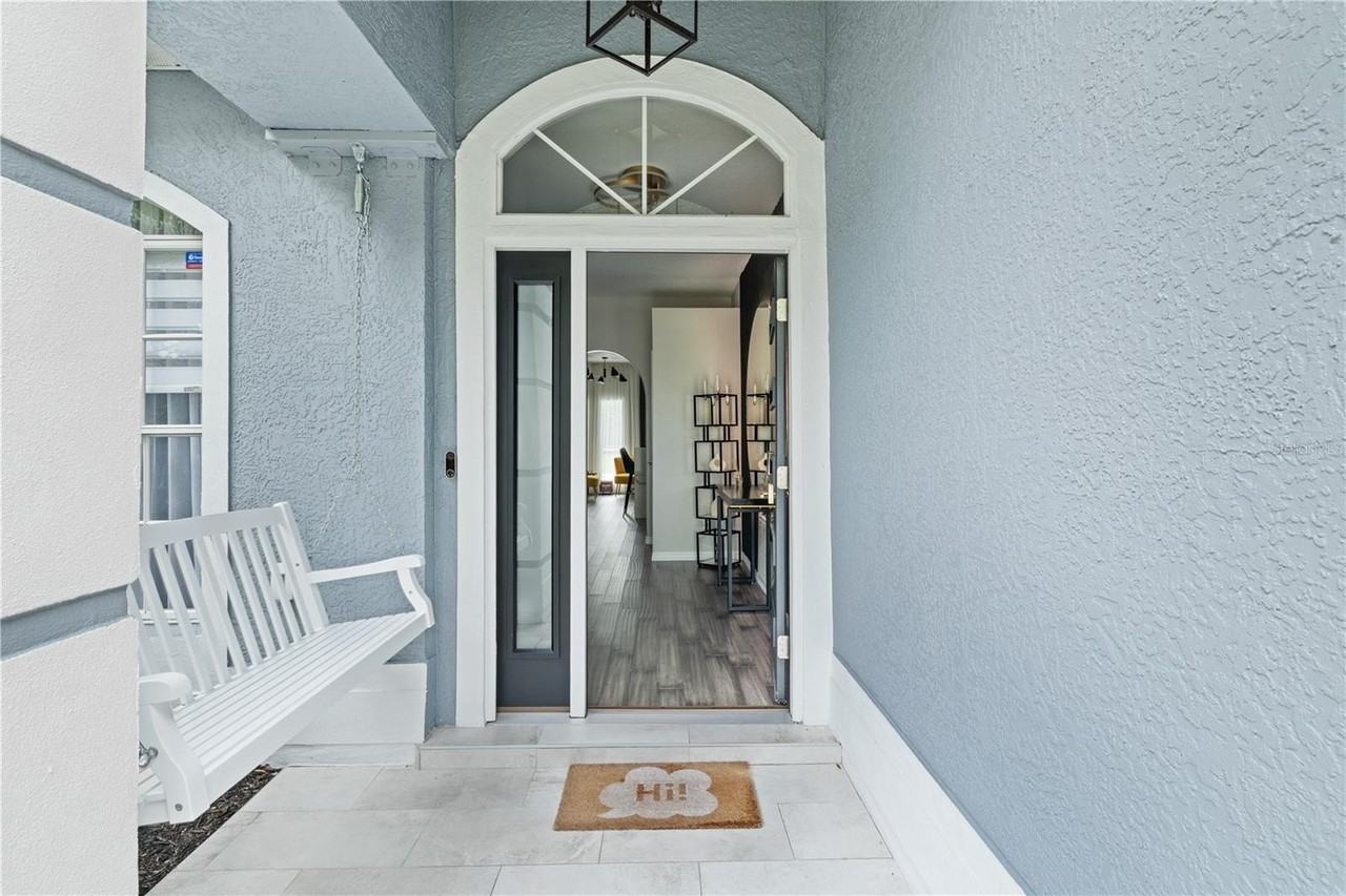 7770 Glynde Hill Dr - Photo 3 of 40