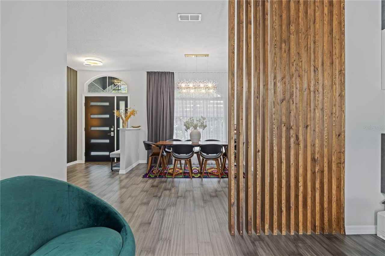 7770 Glynde Hill Dr - Photo 6 of 40