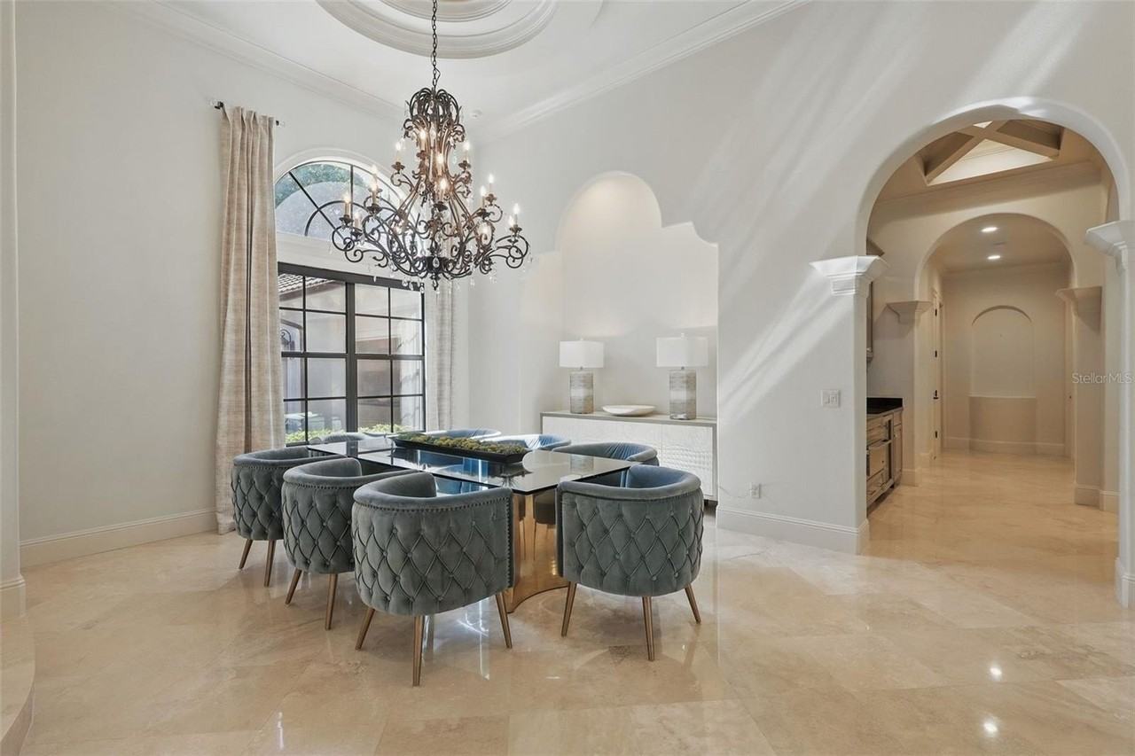 11051 Coniston Way - Photo 3 of 10