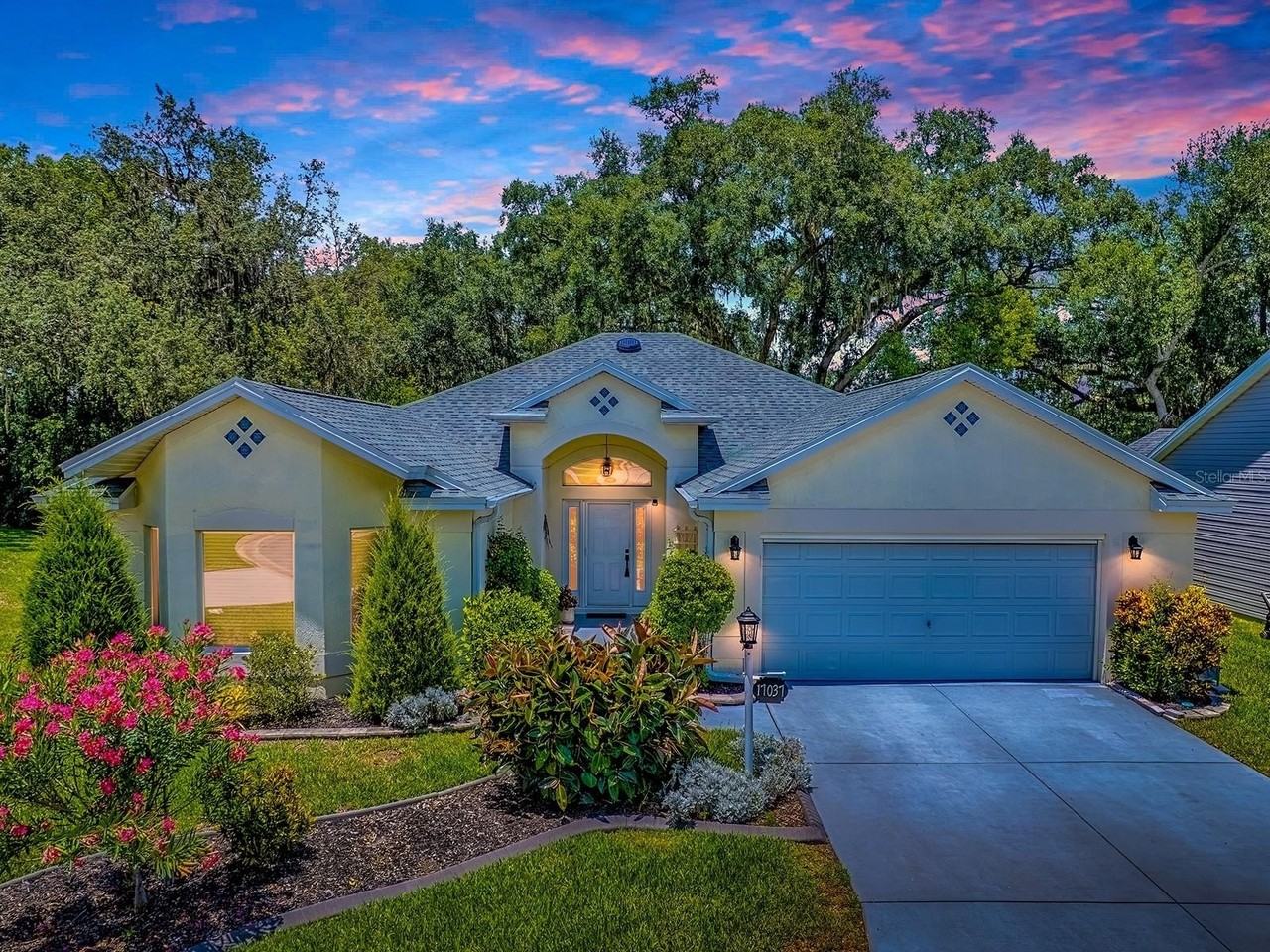 17037 Se 76th Creekside Cir - Photo 2 of 50