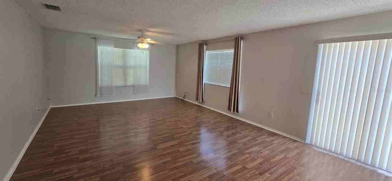 2419 Southern Oak St - Photo 7 of 13