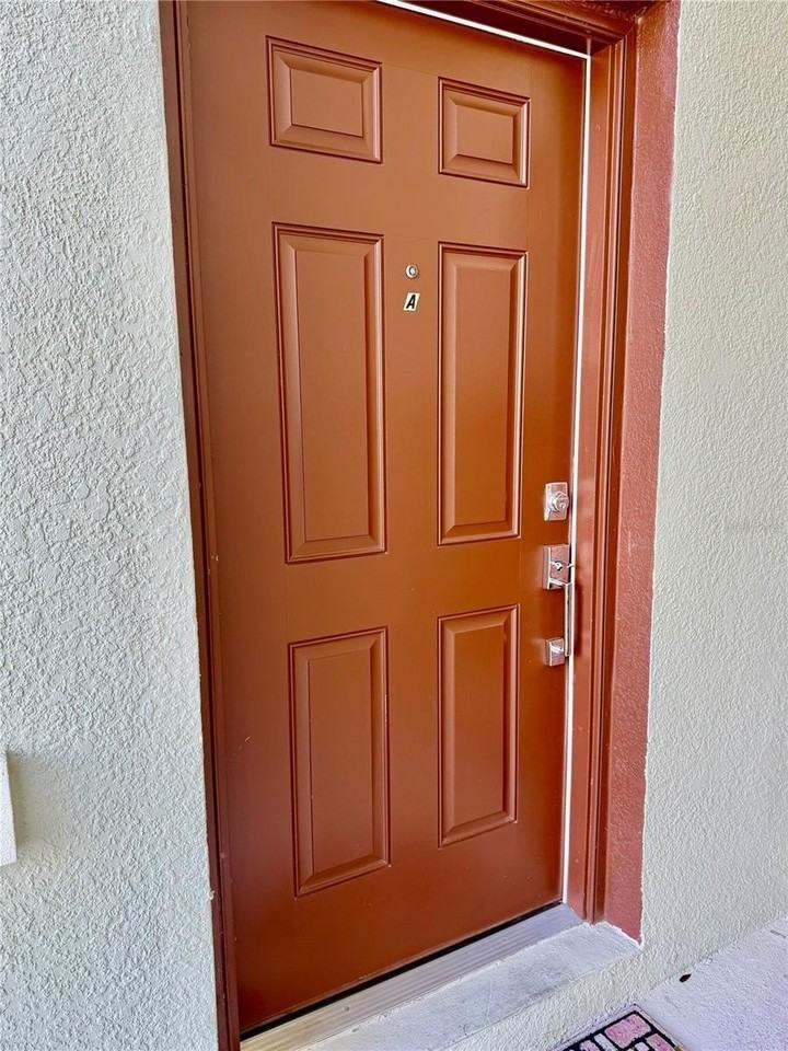 4526 Tahoe Cir - Photo 3 of 11