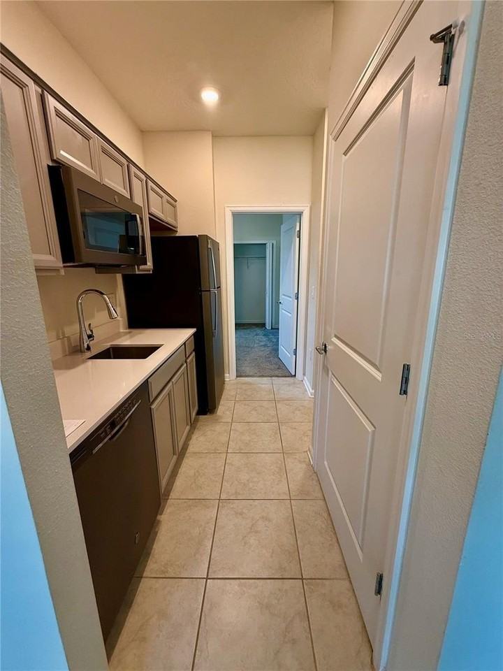 4526 Tahoe Cir - Photo 5 of 11