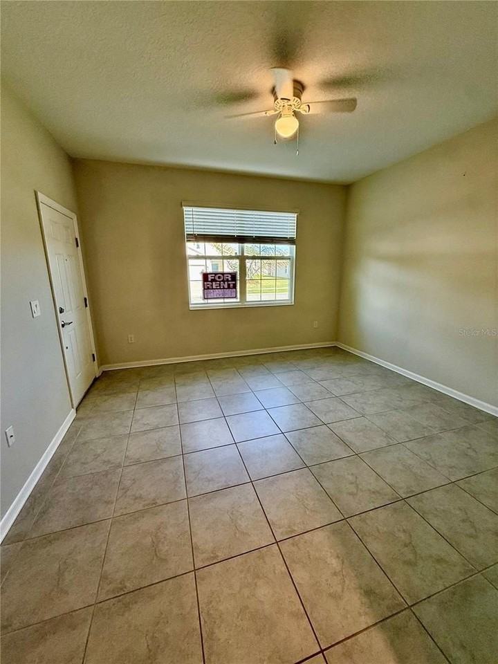 4526 Tahoe Cir - Photo 6 of 11