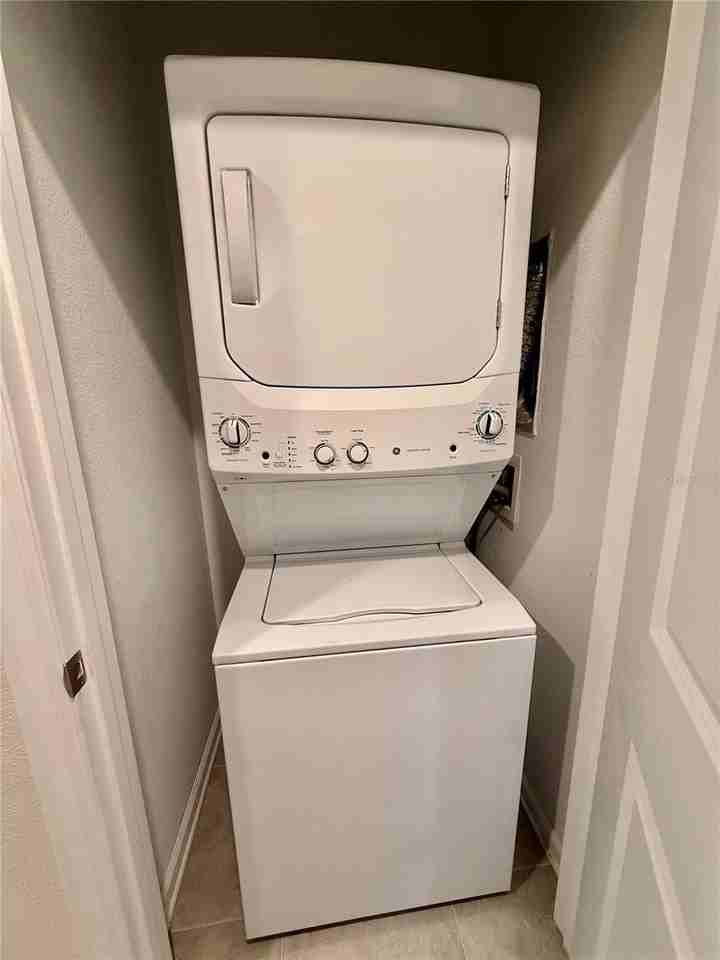 4526 Tahoe Cir - Photo 7 of 11