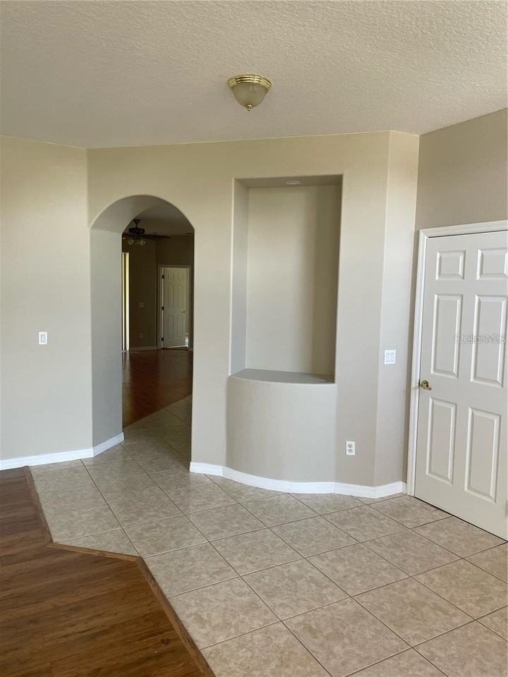 178 Aurelia Ct - Photo 3 of 5