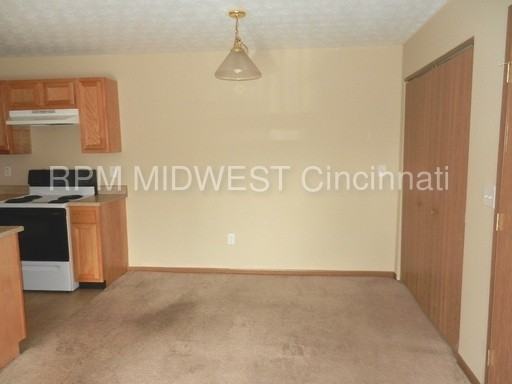 4072 Overhill Way - Photo 3 of 8