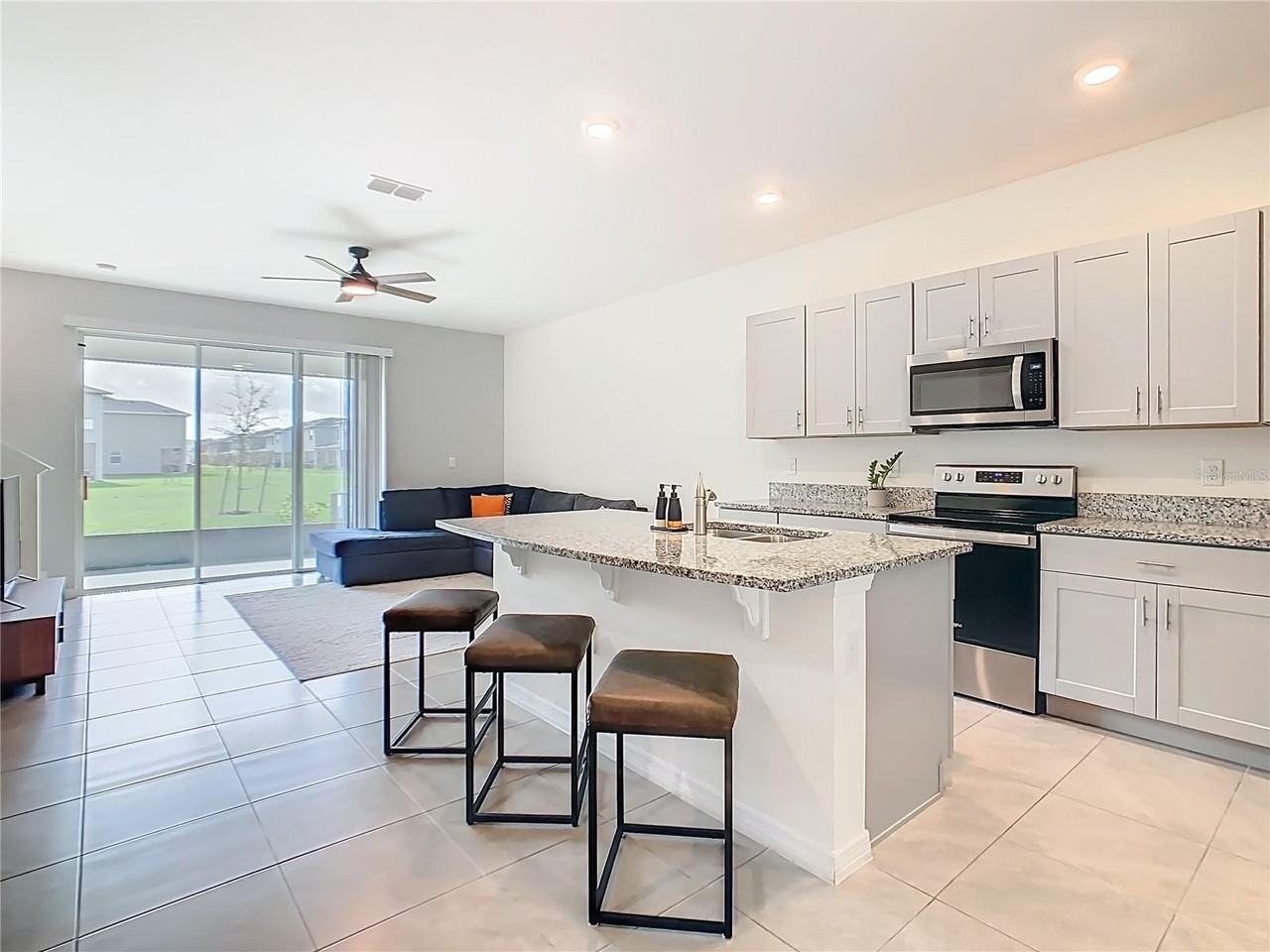 1307 Mako Way - Photo 6 of 36